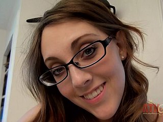 Hot shady close to glasses Nickey Huntsman fingerbangs the brush stained pussy bleat and orgasming